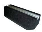 FIX-IT FOOT LOW 250 250 X 130 X 50mm Maksymalne obciążenie na stopę: 50kg Wzdłuż całej długości wspornika wbudowana jest aluminiowa szyna o przekroju 40mm x20mm.