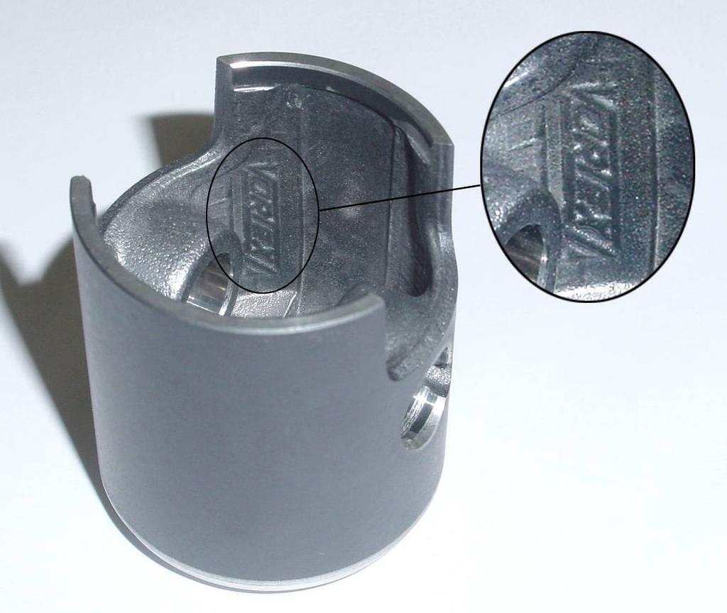 PISTONE TŁOK SPINOTTO PISTONE SWOŻEŃ TŁOKA PESO DEL PISTONE WAGA TŁOKA 63 gr +/- 5 gr PESO WEIGHT WAGA 15 gr Min Obbligatorio avere il pistone marchiato in fusione come da figura Mandatory to have