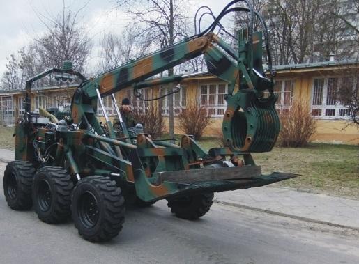 Do analizy wykorzystano układ Robota Inżynieryjnego Wsparcia Marek o masie własnej 4200 kg i rozstawie osi kół wynoszącym 1 m.