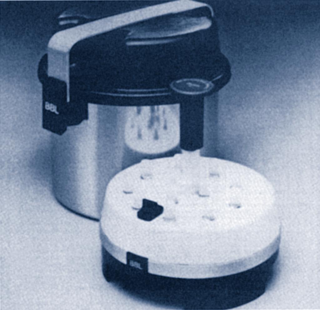 B BBL Sensi-Disc Designer Dispenser Dozownik BBL Sensi-Disc Designer Dispenser 260640 8801351JAA(02) Jeden zestaw