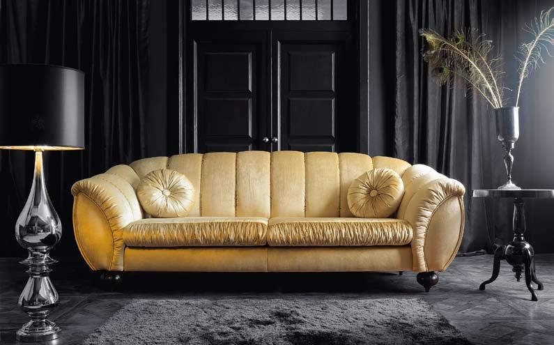GLAMOUR /