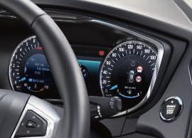 FORD MONDEO Wersje Titanium Dodatkowe zewnętrzne elementy pojazdu w porównaniu z wersją Trend 17" obręcze kół ze stopów lekkich, wzór 5x2-ramienny Światła do jazdy dziennej w technologii LED Lusterka