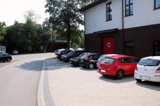 korzystania z boiska treningowego czy jako miejsca parkingowe na czas wydarzeń kulturalnych.