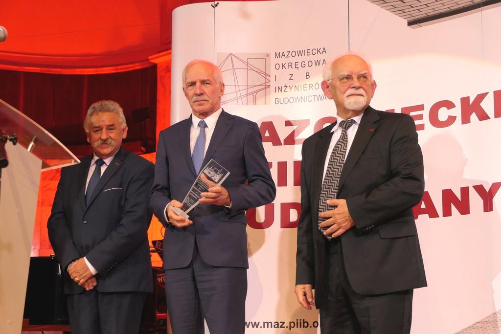 nia 4 października br. w gmachu Filharmonii Narodowej w Warszawie odbyły się coroczne obchody D Mazowieckiego Dnia Budowlanych organizowane przez Mazowiecką Okręgową Izbę Inżynierów Budownictwa.
