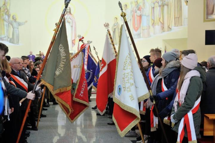 23.01.2018r. 1 009,37 zł). Dzień Babci i Dziadka- Klub Seniora Razem Raźniej (koszty: LUTY 10.02.2018r. I Gminny Bal Karnawałowy (koszty: 6 638,30 zł), 13.02.2018r. Zebranie seniorów zakończone wieczorkiem tanecznym w Łochowie, 19-23.