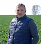 PT242 potencjałem plonowania nie odbiega od odmian standardowych, a PX126 jest idealny na słabe gleby. Wszystkie nasze odmiany zaprawione są zaprawą Lumiposa.
