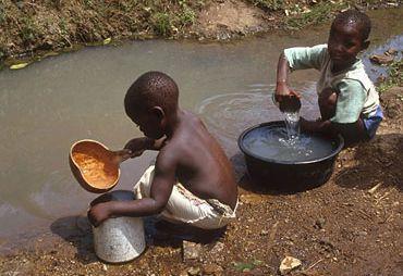 40% obszarów na świecie ma utrudniony dostęp do wody pitnej