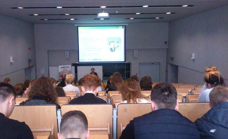 Raport Publiczne Kampanie Edukacyjne 2016 17 WARSZTATY EDUKACYJNE UCZELNIE, SENIORZY, APLIKACJA KIEDY WYWÓZ Warsztaty Zawód? RECYKLER!
