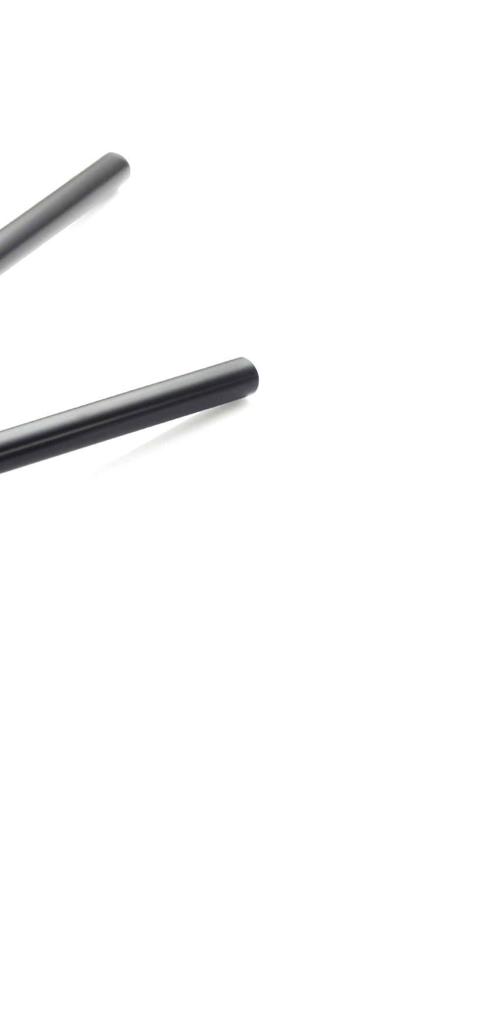 Oferta kierownic stalowych TRW w rozmiarze 22 mm jest przeznaczona zarówno dla maszyn typu Nakedbike jak i Superbike, motocykli