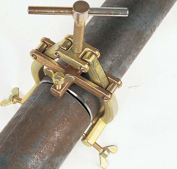 Centrownik: Gr A, Ø 0-90 mm 776 40 Gr B, Ø 50-50 mm 776 406 Gr C, Ø 5-5 mm 776 409 Gr D, Ø 5-70 mm 776 44 Centrownik ocynkowany Art.-nr 776 G Prace spawalnicze można wykonać bez pomocnika.