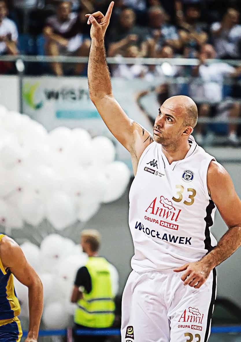 szymon szewczyk: Dobro drużyny jest najważniejsze Michał Fałkowski: Masz 36 lat, prawie 37. Jesteś nie trzeba bać się tego stwierdzenia w schyłkowym wieku dla koszykarza.