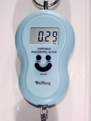 Symbol materiału: 6601 6601 Waga: Odnośnie właśnie tej kwestii można spotkać się dość często z opiniami o rzekomej wysokiej wadze tanich kijków, co wynikać ma oczywiście z niskiej jakości materiałów