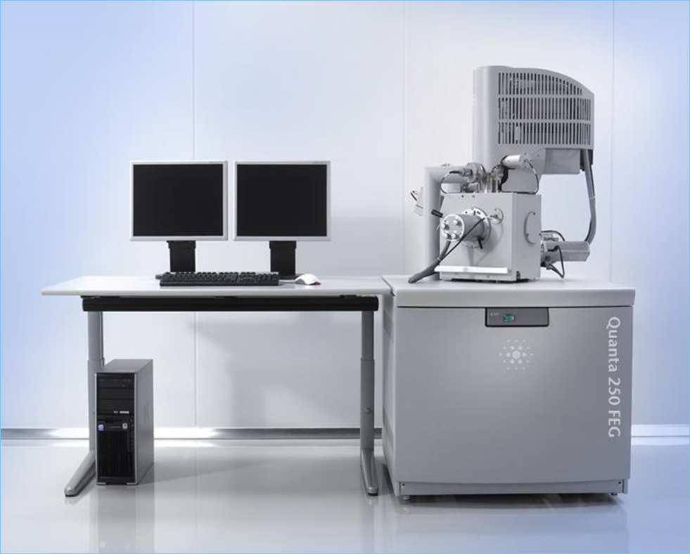 Reactive Ion Etching) foli metalowych, podłoży