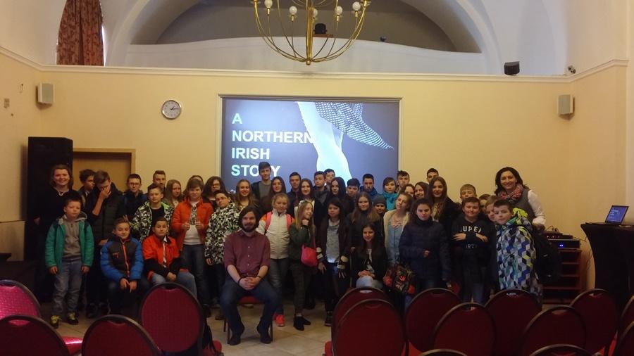 przez uczestnicy Hanna i językoych zadaania ucznió ymoie to"british native sound Baryłka, uczestnicy brytyjskich zajęć speakeró do festivals like ipytań.