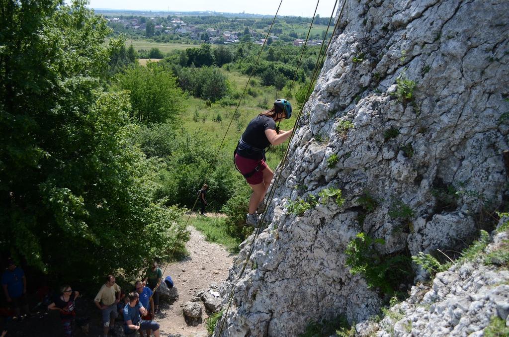 wydarzenia zaproszą atrakcyjnych przyniesie kilka gości.