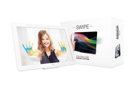 Swipe Model: FGGC-001 ZW5 FIBARO Swipe to rewolucyjne, zasilane bateryjnie urządzenie pozwalające na kontrolę urządzeń poprzez sieć Z-Wave przy pomocy gestów.