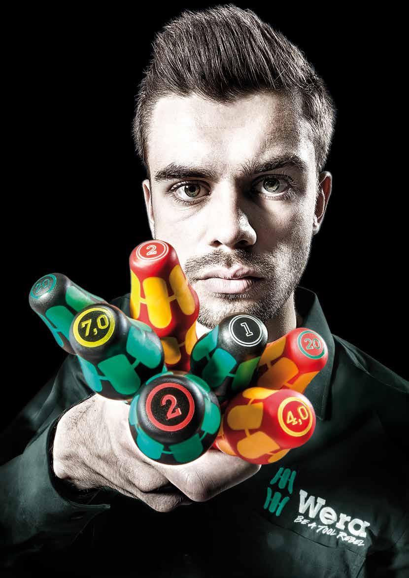 Kraftform Big Pack 300 334/6 Zestaw wkrętaków Kraftform Lasertip + wieszak KRAFTFORM ERGONOMICS LASERTIP ANTI ROLL-OFF BLACK POINT ANTI ROLL-OFF LASERTIP KRAFTFORM ERGONOMICS Kraftform seria 300 z