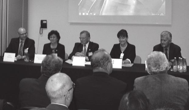 Rys. 10. Prezydium Nadzwyczajnego Krajowego Zjazdu Delegatów PZITB w Krynicy Zdroju, obradującego pod przewodnictwem Kazimierza Flagi (2014 r.). Fot.