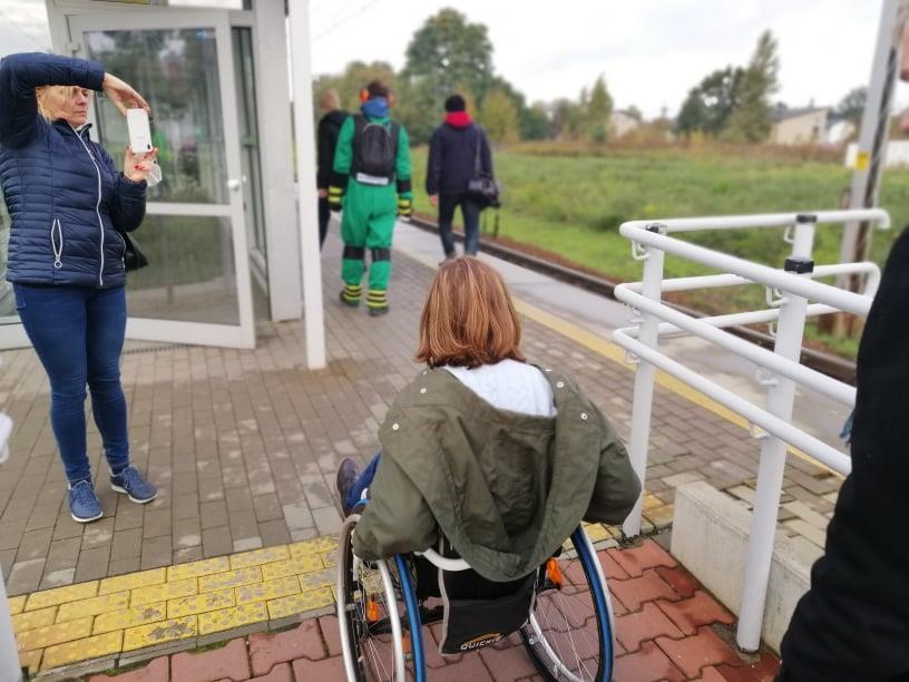 Dworzec PKP Dąbrowa Górnicza Centrum Plusy / dostępność dla osób niepełnosprawnych: Dobre