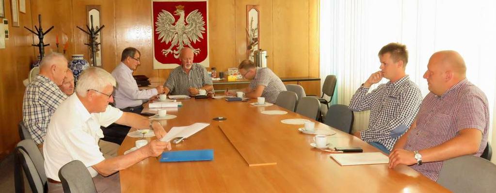jedynie szkolenia jako źródło wpływów. Henryk Siuda z pewnym zatroskaniem skonstatował: teraz to idzie, ale co dalej?