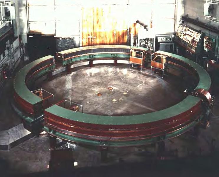 Akceleratory Synchrotron 1955 Rosnace pole magnetyczne utrzymuje