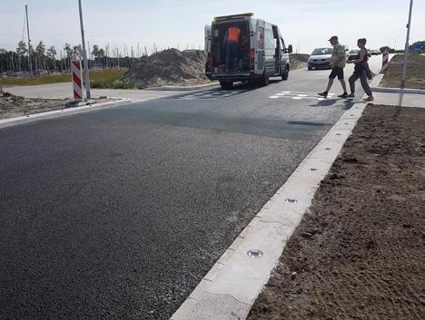 Przejścia dla pieszych Jakkolwiek ulepszy się sytuacje na drogach. Przejścia dla pieszych pozostaną niebezpiecznym punktem na drodze.