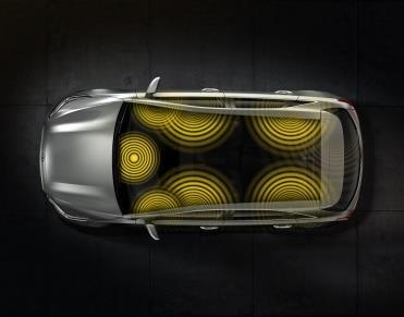 Plus system nagłośnienia JBL z 8 głośnikami wraz z subwoofer-em i