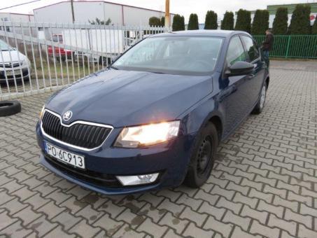 Nr zlecenia DEKRA: BZLeasingC/CENTA/78048/16/12/15 Nr zlecenia/szkody: Skoda Octavia - PO 6C913 Data zlecenia: DEKRA Polska - Centrala tel.