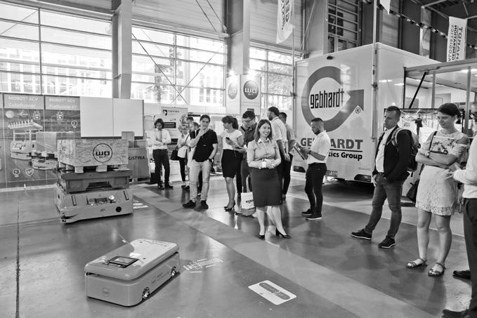 Konferencja Smart Warehouse: przygotowanie do wykorzystania nowych technologii w obszarze logistyczno-magazynowym udział w panelach dyskusyjnych dla osób poszukujących umiejętności zarządzania i