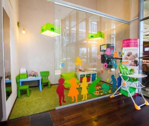NASZA OFERTA Wyśmienita kuchnia Sala na wyłączność