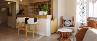 3 rodzinne apartamenty, recepcja i przestronne lobby, restauracja a`la carte TaTRadycja, strefa relaksu: jacuzzi, sauna parowa, sauna