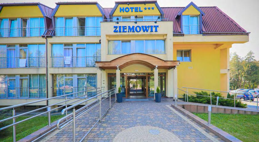 Ustroń Hotel położony jest w uzdrowiskowej części Ustronia Zawodziu, niedaleko centrum. Dużym autem hotelu jest baza rehabilitacyjno zabiegowa oferująca odnowę biologiczną.