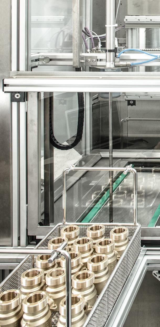 INDYWIDUALNIE I BEZPIECZNIE INDIVIDUAL AND SAFE Czyste i suche Cleaned and Dried Nasze produkty do systemów chłodniczych i klimatyzacyjnych są czyszczone i suszone zgodnie z warunkami użytkowania.