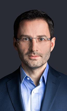 Sprawozdanie z działalności Grupy Kapitałowej i Spółki Ailleron SA w I półroczu 2019 Łukasz Juśkiewicz (Członek Zarządu, Dyrektor Finansowy Grupy Kapitałowej Ailleron SA) Od 2014 roku Dyrektor