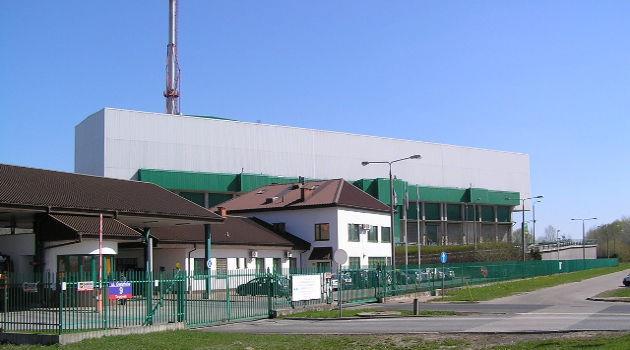 Natomiast w Poznaniu w 1927 r. oddano do użytku spalarnię odpadów komunalnych ( na Wilczaku ) przy ul. Wilczak 20. Obiekt został otwarty 4 grudnia 1927 r., pracował do 1942 r., w 1945 r.