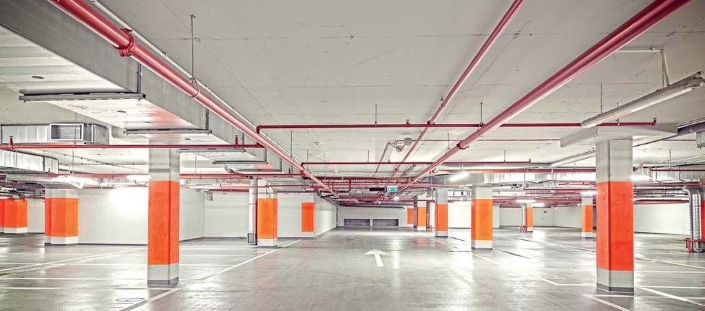STREFA EKSPERTA Parkingi w centrach handlowych, biurowcach lub te pod osiedlami mieszkaniowymi muszą spełniać rygorystyczne wymagania pod względem dźwiękoszczelności, ochrony przeciwpożarowej i