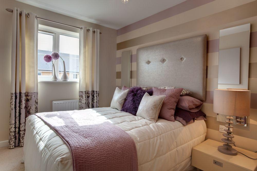 Modna sypialnia: pomysł na nowoczesne tapety do sypialni Tapety w nowoczesnych wnętrzach stanowią często decydujący element dekoracyjny.