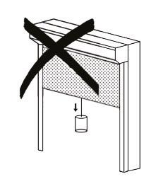 OBSŁUGA ROLET NIEZGODNIE Z PRZEZNACZENIEM Nie należy obciążać rolety dodatkowymi obciążnikami.