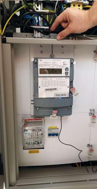 Stacje ładowania pojazdów elektrycznych Stacje ładowania pojazdów elektrycznych UKŁAD POMIAROWO-ROZLICZENIOWY Stacje firmy PRE Edward Biel jako jedyne dostępne