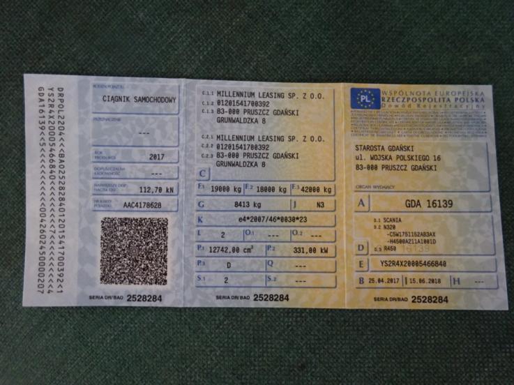 Fot. 27. DOWÓD REJESTRACYJNY Fot.