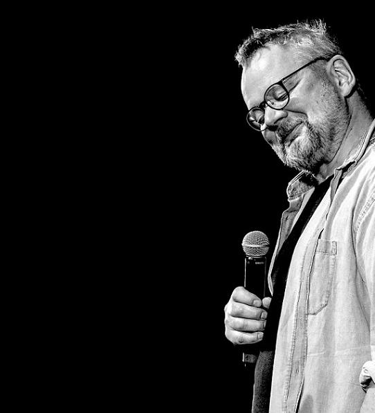 Piotr Bałtroczyk Starość nie jest dla mięczaków 26.10.2019. godz.17.00. Gorlickie Centrum Kultury Wstęp: 55-65 zł www.gck.gorlice.pl Występ Piotra Bałtroczyka Starość nie jest dla mięczaków.