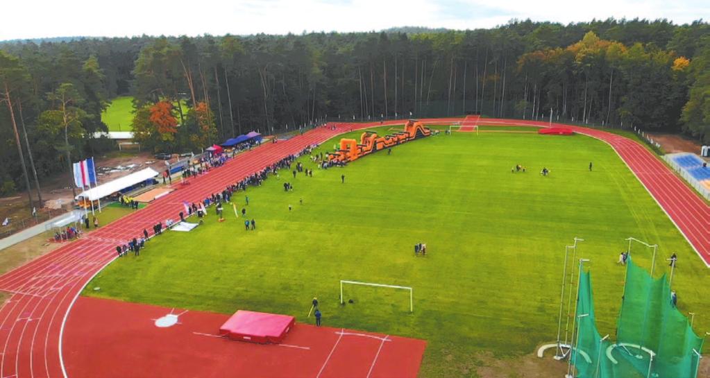 BEZPŁATNY BIULETYN DLA MIESZKAŃCÓW MIASTA I GMINY LIDZBARK 55 30 września 2019 Hiszpanie zainteresowani nowym stadionem w Lidzbarku Lidzbarski Budżet Obywatelski. Przyjdź i oddaj swój głos!