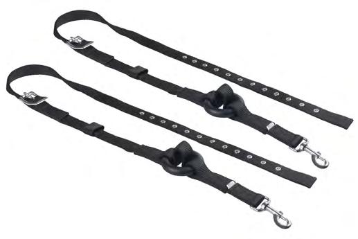 Siodła, akcesoria i popręgi Siodła, akcesoria i popręgi Wypinacze parciane z kółkami Side reins with rubber rings Art. 20650001 Czarna wodza z linką Leather draw rein with cord Art.