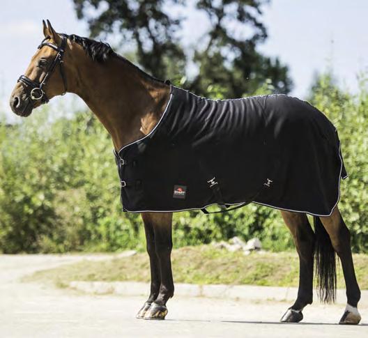 Waterproof paddock rug with higher neck in order to prevent withers damage and keep warmth without overheating. Made of resistant material Rip Stop 600D and lined with fleece.