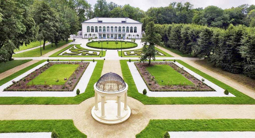 Ceremonia w plenerze i w pałacu Śluby na łonie przyrody cieszą się bardzo dużą popularnością.