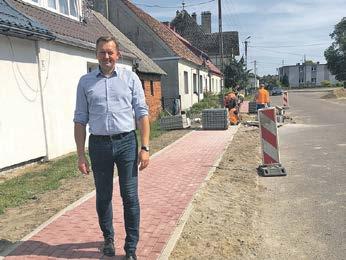 inwestycje/wydarzenia Wieści z gminy Białogard 5 WYGODNIEJ, ESTETYCZNIEJ, BEZPIECZNIEJ Ponad 3,3 miliona dofinansowania dla Gminy Białogard W sierpniu br.