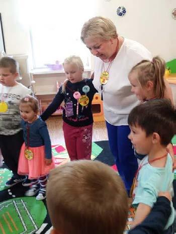 Dodała również, iż Szkoła Podstawowa w Pomianowie w chwili obecnej będzie największą szkołą w Gminie Białogard, do dwóch oddziałów przedszkolnych będzie uczęszczało 36 dzieci, a w 10 oddziałach