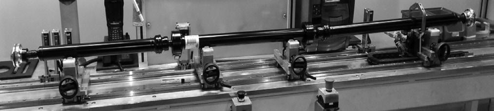 The drive shaft consisted of 3 sections on the geometrical measurements setup W warunkach produkcyjnych, w celu kompensacji nierównomiernie rozłożonego momentu obrotowego, bezpośrednio po procesie