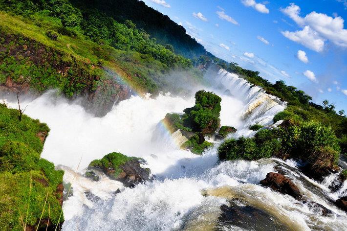Wodospady Iguazu wpisane są na Światową Listę UNESCO, a od 2012 na listę 7 Nowych Cudów Natury.