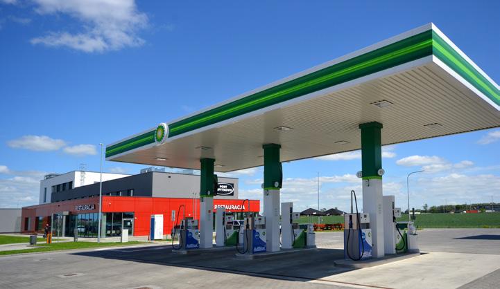 W Kopytkowie, przy skrzyżowaniu autostrady A1 z drogą wojewódzką nr 231, powstał nowoczesny kompleks dla podróżnych i kierowców samochodów ciężarowych.